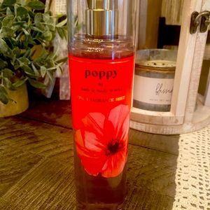 NWT Bath and Body Works Fine Fragrance Mist Poppy